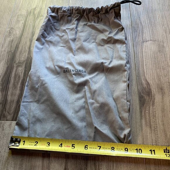 Balenciaga Shoe Bags - Picture 2 of 4